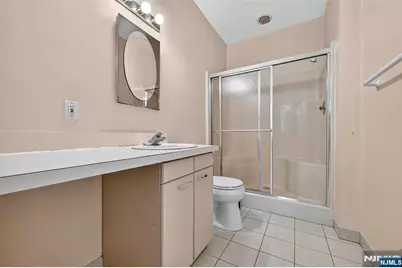 75 Liberty B-17 #B-17, Jersey City, NJ 07306 - Photo 9