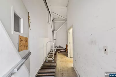 189 Greenwood Avenue, Midland Park, NJ 07432 - Photo 3