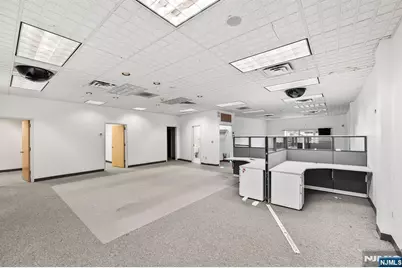 189 Greenwood Avenue, Midland Park, NJ 07432 - Photo 11