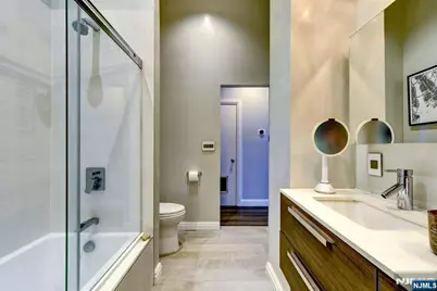 689 Luis Munoz Marin Boulevard 1010 #1010, Jersey City, NJ 07310 - Photo 25