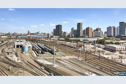 689 Luis Munoz Marin Boulevard 1010 #1010, Jersey City, NJ 07310 - Photo 37