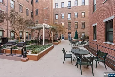 167 Wayne Street T104 #T104, Jersey City, NJ 07302 - Photo 31