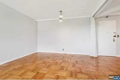 1450 Palisade Avenue 5J #5J, Fort Lee, NJ 07024 - Photo 13