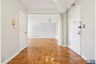 1450 Palisade Avenue 5J #5J, Fort Lee, NJ 07024 - Photo 7