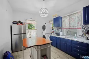 253 Burnett St, East Orange, NJ 07018 - Photo 27