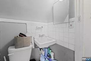 253 Burnett St, East Orange, NJ 07018 - Photo 9