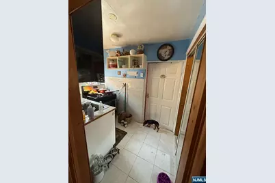 387 Hobart Avenue, Haledon, NJ 07508 - Photo 17