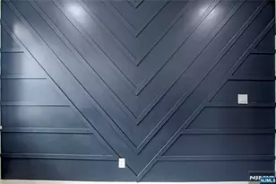 20 W 49th St, Bayonne, NJ 07002 - Photo 9