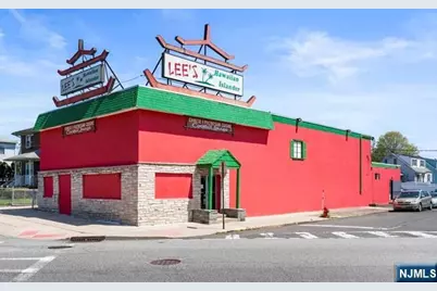 768 Stuyvesant Avenue, Lyndhurst Township, NJ 07071 - Photo 1