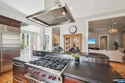 21 Franklin Place, Morristown, NJ 07960 - Photo 13