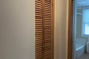 211 Paterson Ave 2nd Fl, Midland Park, NJ 07432 - Photo 11