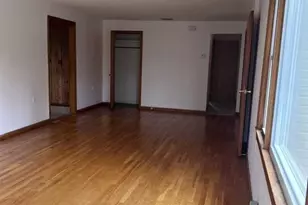 211 Paterson Ave 2nd Fl, Midland Park, NJ 07432 - Photo 9