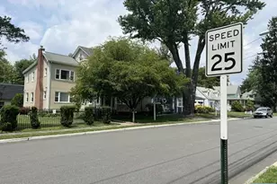 211 Paterson Ave 2nd Fl, Midland Park, NJ 07432 - Photo 31