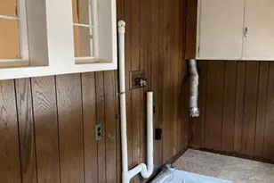 211 Paterson Ave 2nd Fl, Midland Park, NJ 07432 - Photo 27