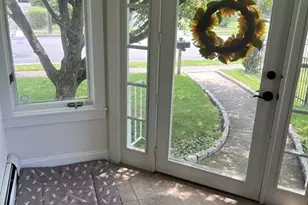 211 Paterson Ave 2nd Fl, Midland Park, NJ 07432 - Photo 3