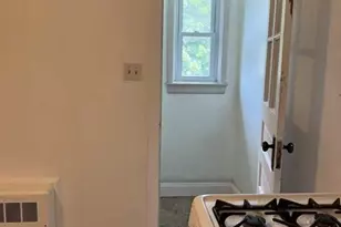 211 Paterson Ave 2nd Fl, Midland Park, NJ 07432 - Photo 25