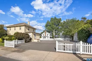 197 S Washington Ave, Bergenfield, NJ 07621 - Photo 3