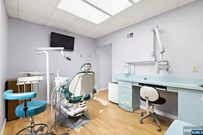 197 So. Washington Ave, Bergenfield, NJ 07621 - Photo 19