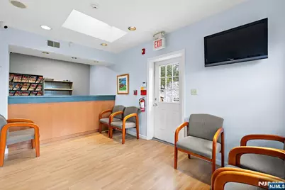 197 So. Washington Ave, Bergenfield, NJ 07621 - Photo 5