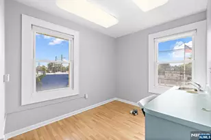 197 S Washington Ave, Bergenfield, NJ 07621 - Photo 27