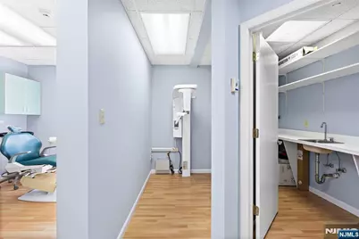 197 So. Washington Ave, Bergenfield, NJ 07621 - Photo 13