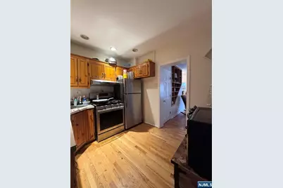 17 Green Court, Lodi, NJ 07644 - Photo 13