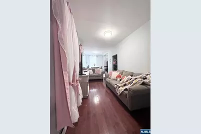 17 Green Court, Lodi, NJ 07644 - Photo 5