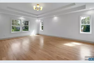 204 Woodland Road, New Milford, NJ 07646 - Photo 23