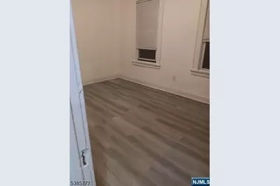 259 Weequahic Avenue, Newark, NJ 07112 - Photo 5