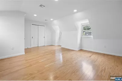 206 Linden Avenue, Verona, NJ 07044 - Photo 9