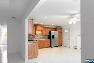 499 Morse Ave, Ridgefield, NJ 07657 - Photo 5