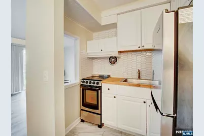 850 Bloomfield Avenue A3 #A3, Montclair, NJ 07042 - Photo 11