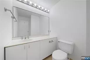 200 Old Palisade Road 23G, Fort Lee, NJ 07024 - Photo 27