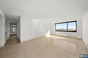 200 Old Palisade Road 23G, Fort Lee, NJ 07024 - Photo 5