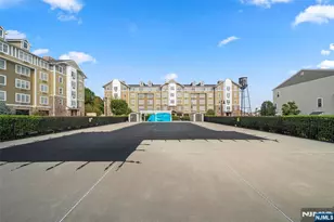 3 Holly Ln, Garfield, NJ 07026 - Photo 31