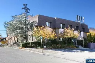 44 Godwin Ave 301, Midland Park, NJ 07432 - Photo 1