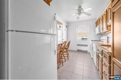 6 Gainesborough 1B #1B, River Edge, NJ 07661 - Photo 9