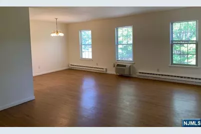 71C Hawthorne Avenue (C) #(C), Park Ridge, NJ 07656 - Photo 13