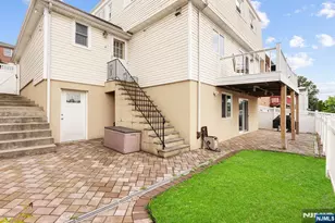 111 Park Pl, Kearny, NJ 07032 - Photo 23