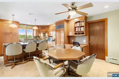 111 Park Place, Kearny, NJ 07032 - Photo 9