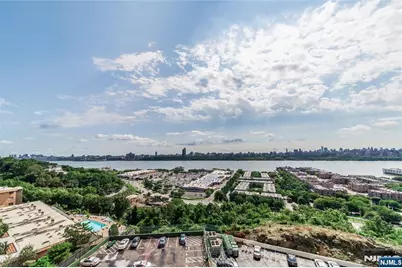 250 Gorge Road 12K #12K, Cliffside Park, NJ 07010 - Photo 11