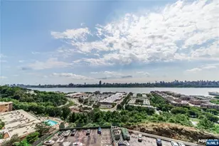 250 Gorge Road 12K, Cliffside Park, NJ 07010 - Photo 11