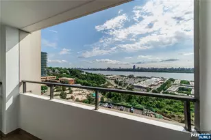 250 Gorge Road 12K, Cliffside Park, NJ 07010 - Photo 9
