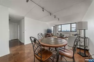 250 Gorge Road 12K, Cliffside Park, NJ 07010 - Photo 7