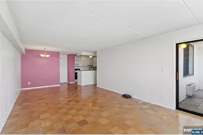 250 Gorge Road 18K #18K, Cliffside Park, NJ 07010 - Photo 5