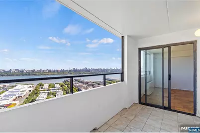 250 Gorge Road 18K #18K, Cliffside Park, NJ 07010 - Photo 17