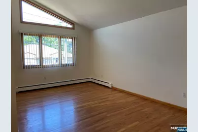 2416 Hammett Avenue A #A, Fort Lee, NJ 07024 - Photo 7