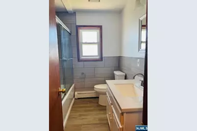 184 Central Lane 2 #2, Secaucus, NJ 07094 - Photo 1