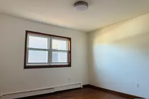 184 Central Ln 2, Secaucus, NJ 07094 - Photo 3