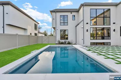 577 Floyd Street, Englewood Cliffs, NJ 07632 - Photo 47